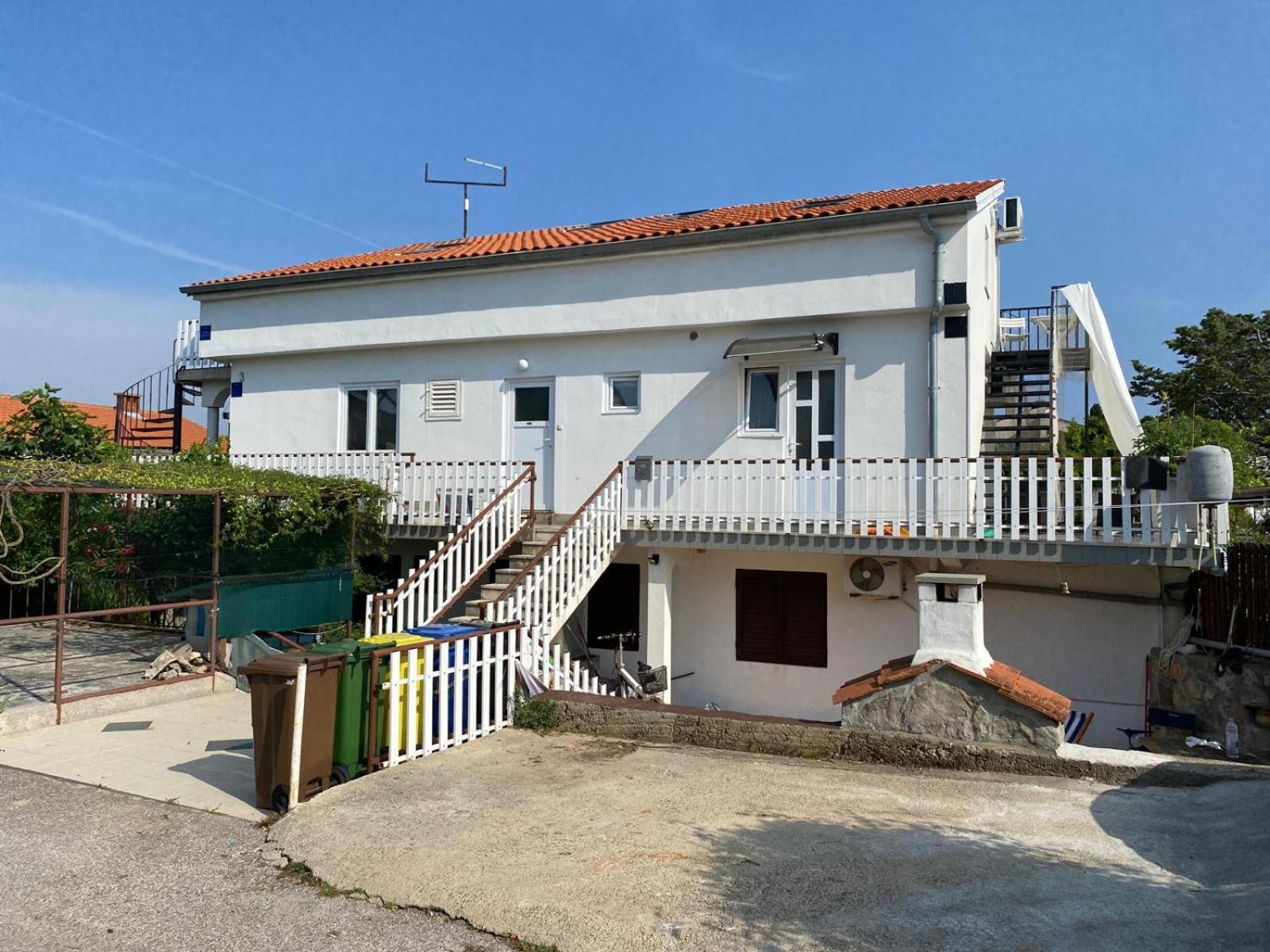 Apartment Ivana Krk Town Exterior photo